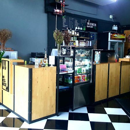 The Logbook Room And Cafe' Chonburi Eksteriør bilde