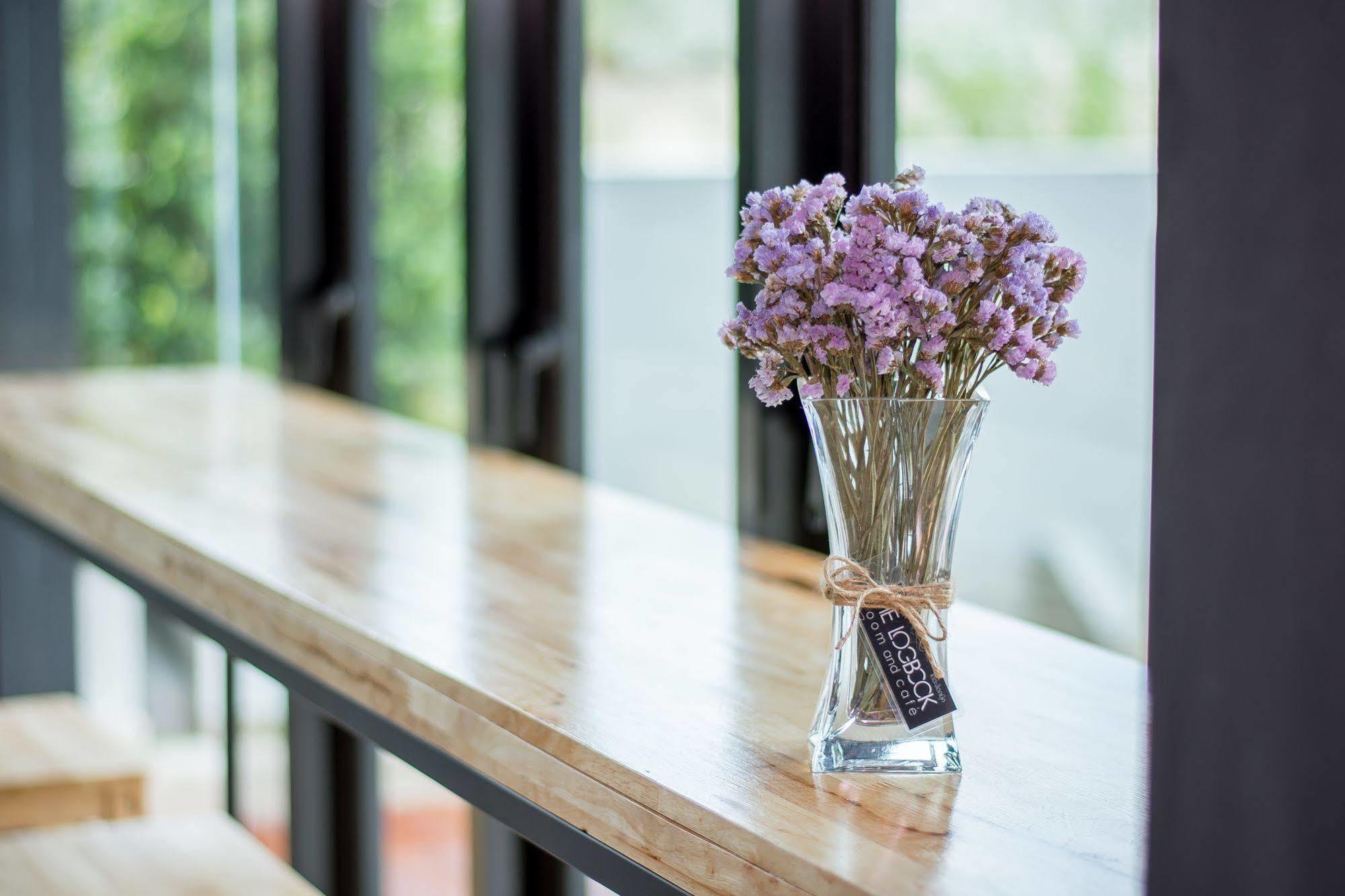 The Logbook Room And Cafe' Chonburi Eksteriør bilde